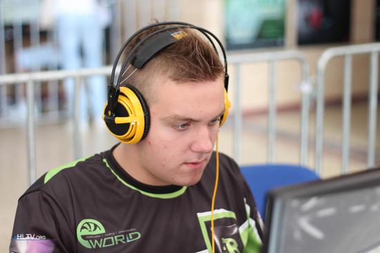 Ale：争取赢下常规赛最后两场，也想一想队伍在前中期怎么打